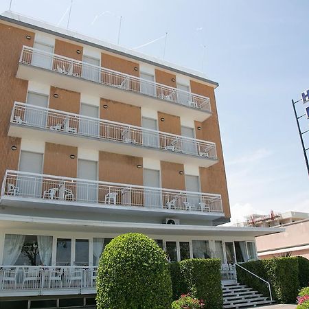 Hotel Heaven Римини Экстерьер фото